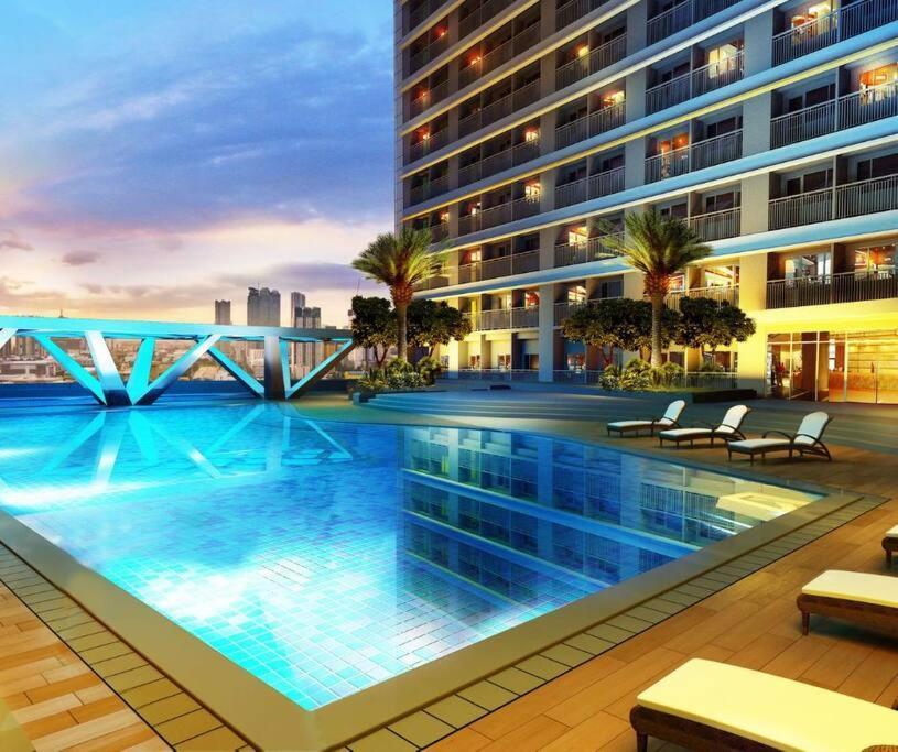 Luxury Escape At Fame Residences Apartment