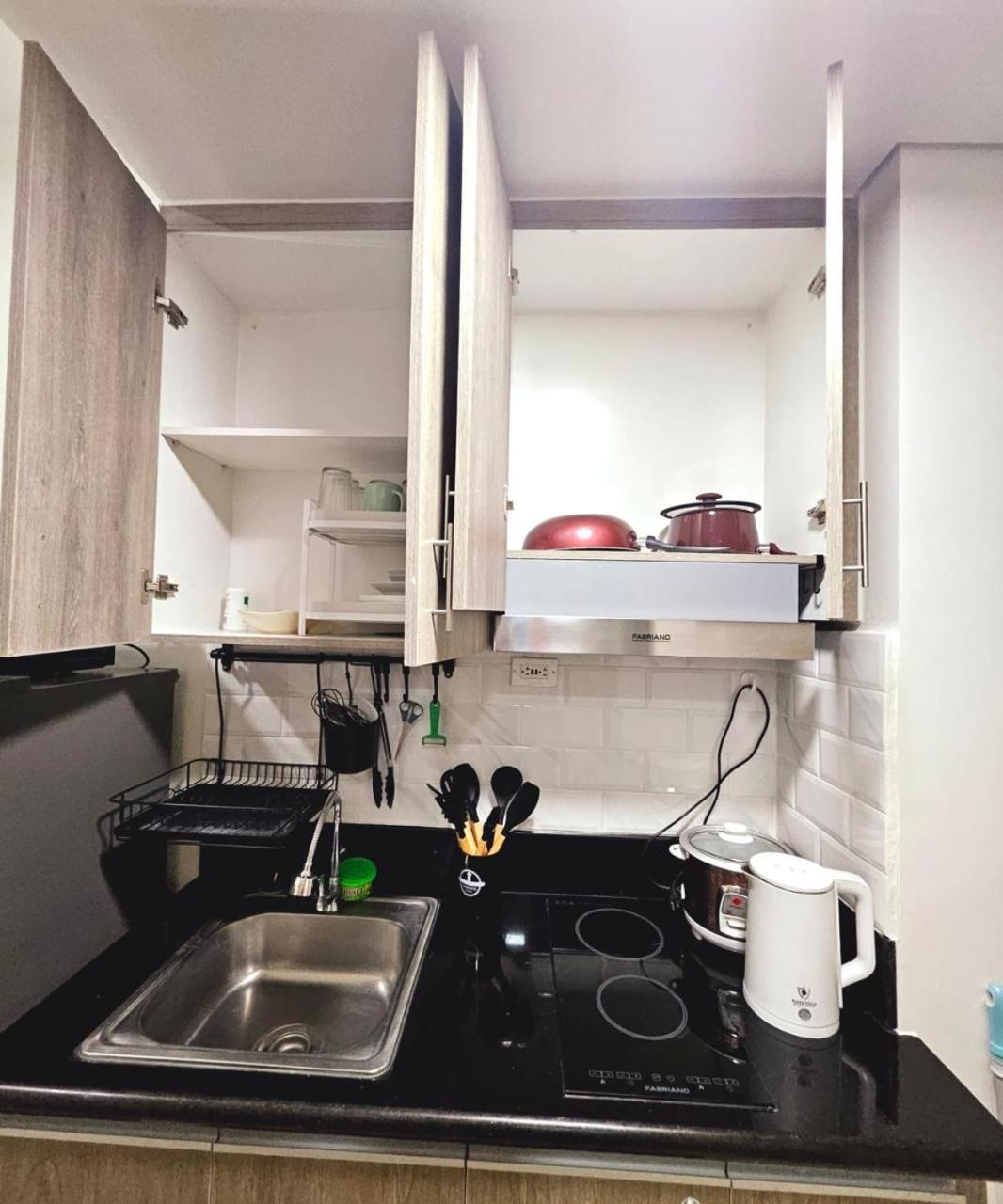Coast Residences - 1 Bedroom With Balcony Near Picc, Wtc, Star & Moa Apartamento *
