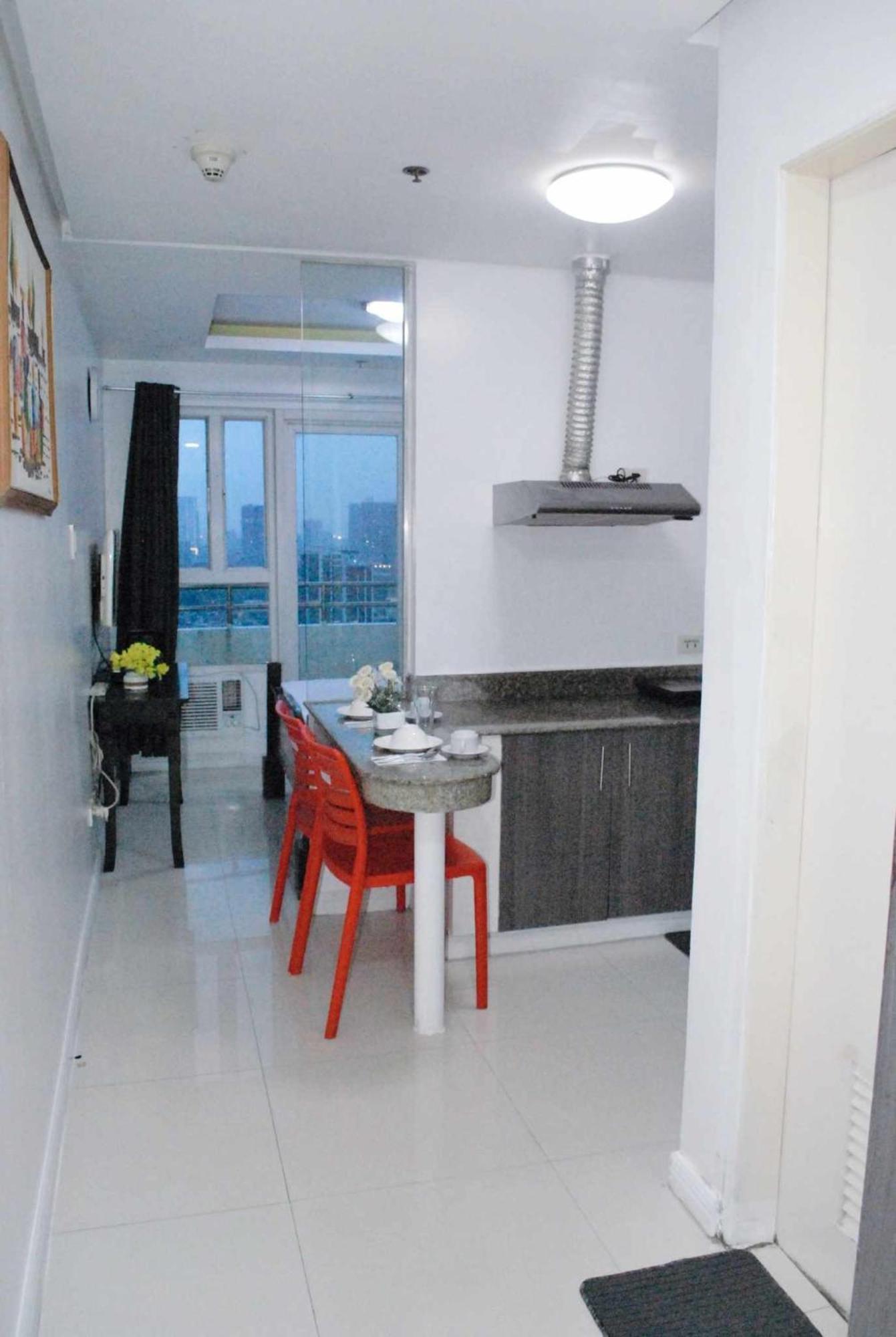Brianna's Haven * Manila
