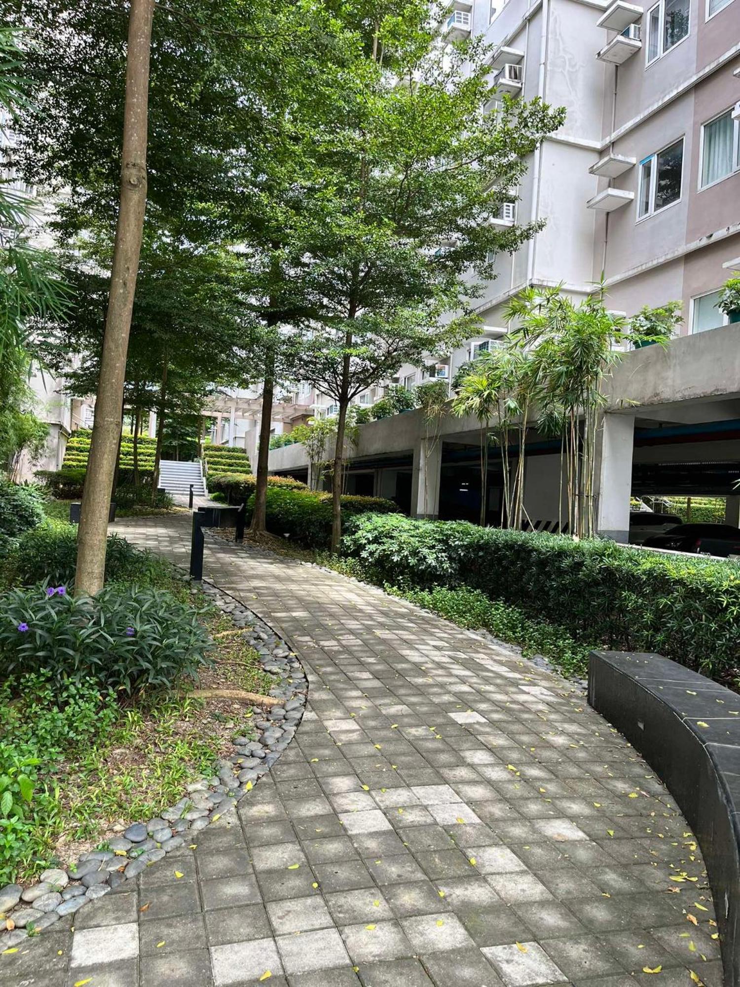 Apartment Ad Staycation In Trees Residences, Fairview