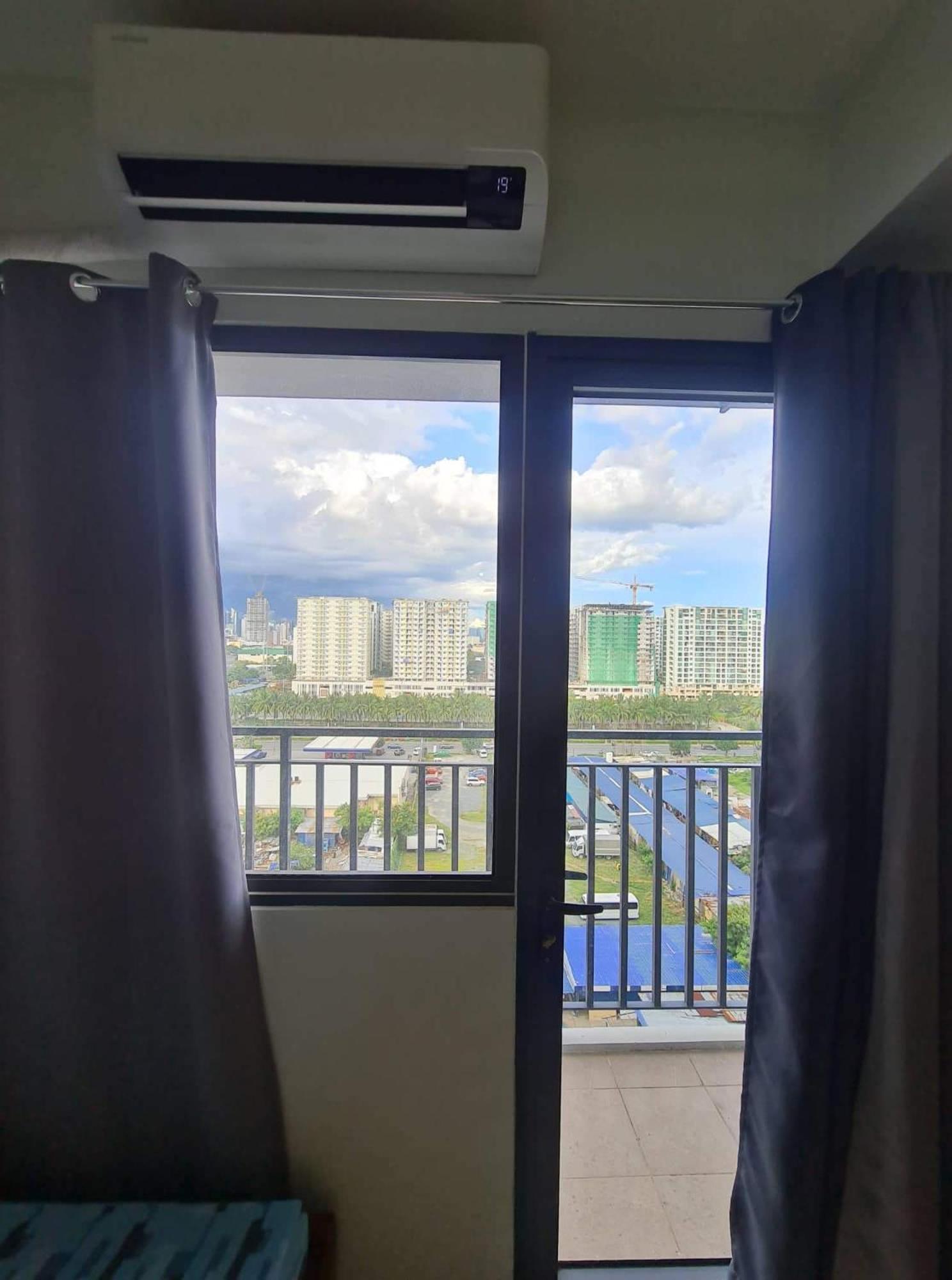 Shore2 Staycation Apartment