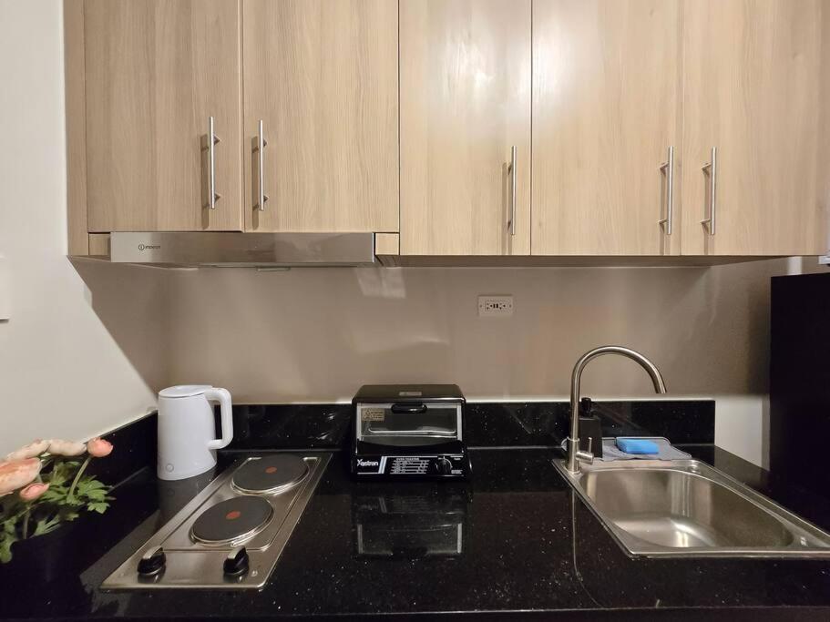 1br Unit Condotel W Balcony Fame Residences #fm56