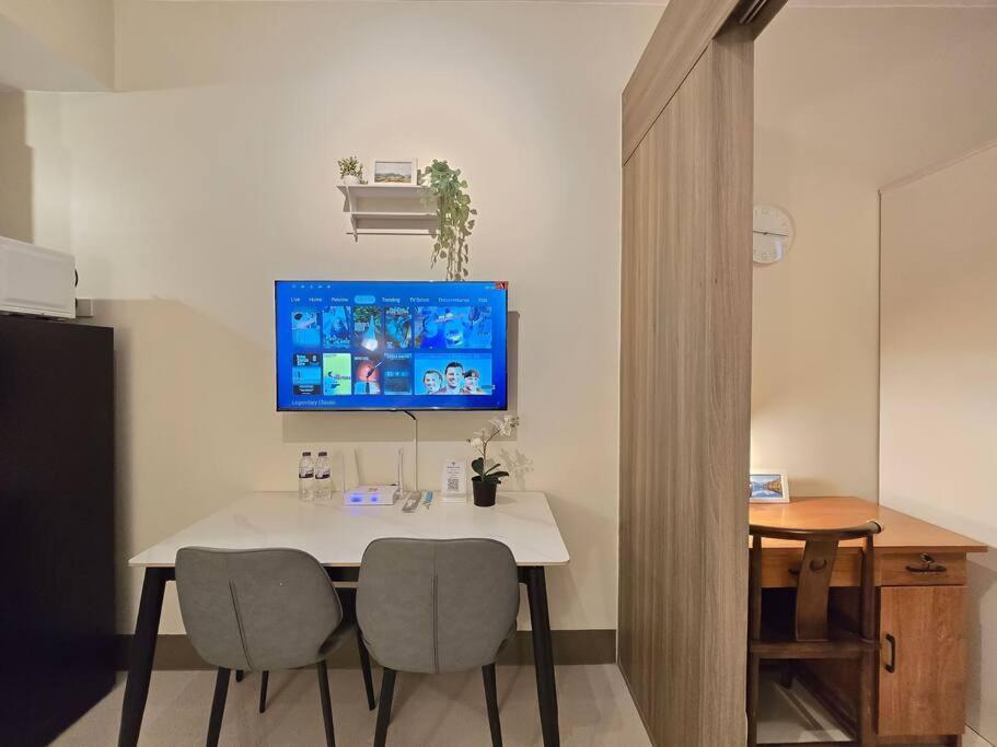 1br Unit Condotel W Balcony Fame Residences #fm56 Apartment Manila