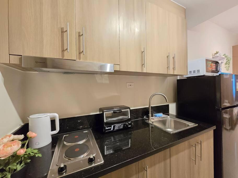 1br Unit Condotel W Balcony Fame Residences #fm56