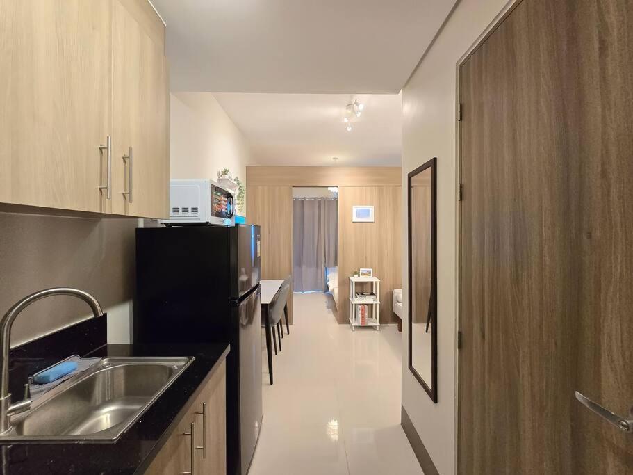 1br Unit Condotel W Balcony Fame Residences #fm56 Apartment