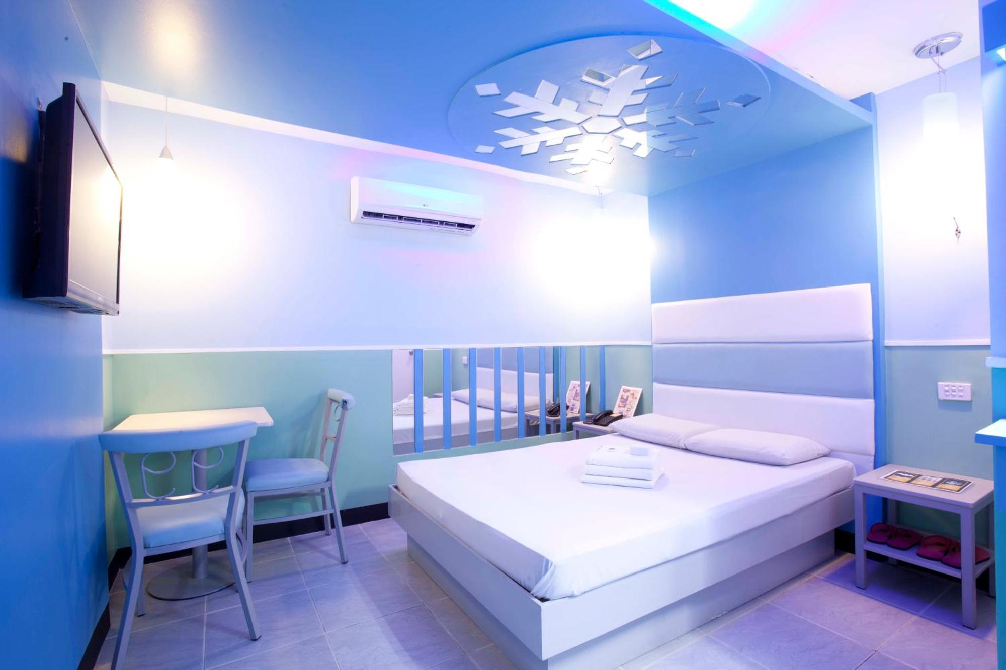 Hotel 99 Quiapo Manila