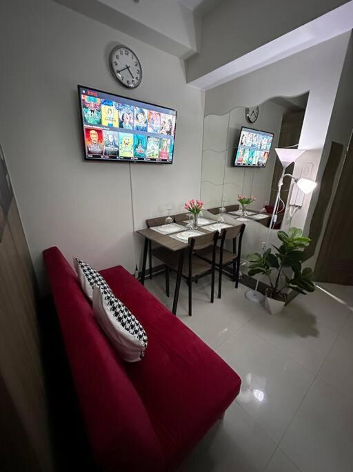Vince Cozy Staycation Apartment *
