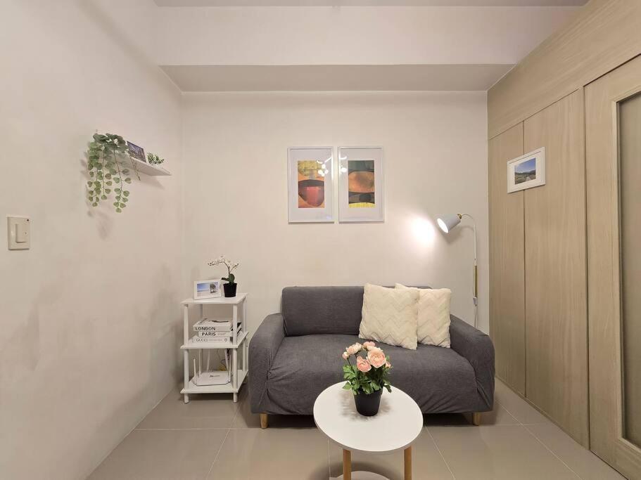 1br Condotel W Balcony Sm Light Residences #lt09