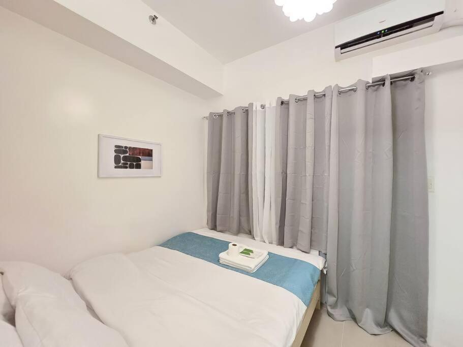 1br Condotel W Balcony Sm Light Residences #lt09