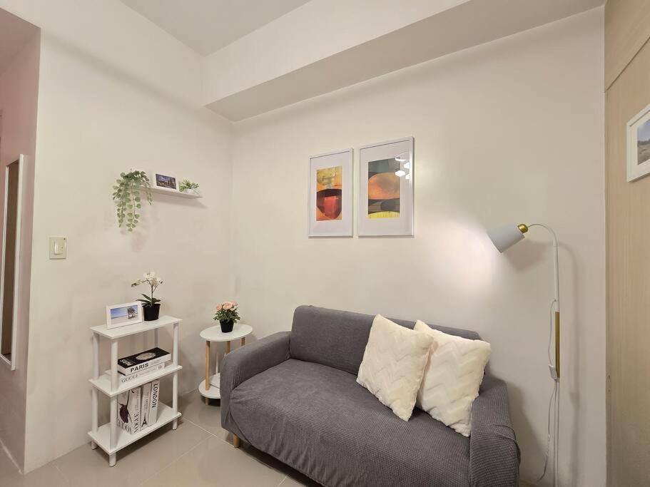 Apartment 1br Condotel W Balcony Sm Light Residences #lt09