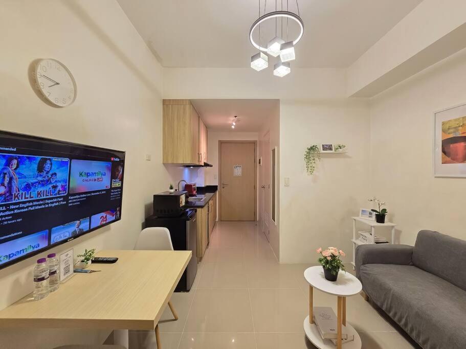 1br Condotel W Balcony Sm Light Residences #lt09 Manila