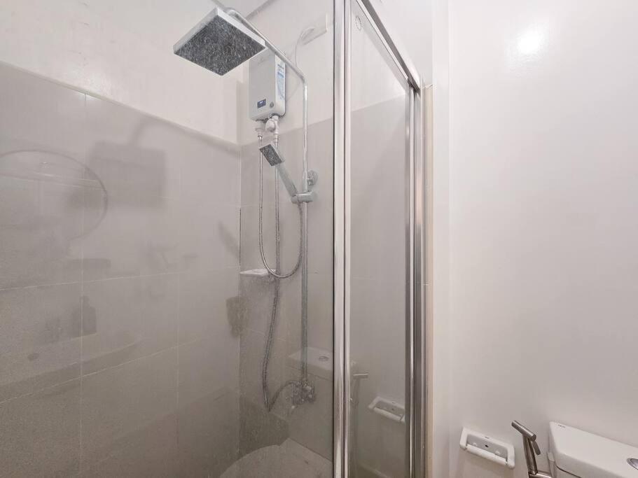 1br Condotel W Balcony Sm Light Residences #lt09 Apartment *