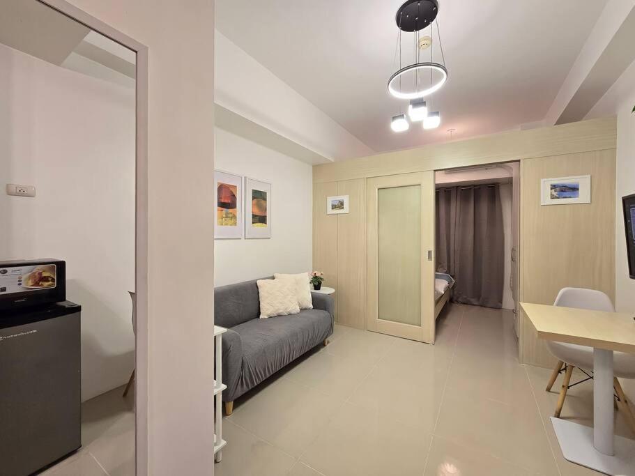 1br Condotel W Balcony Sm Light Residences #lt08