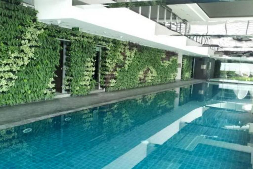 70th Floor Gramercy Penthouse! 2br 100mbps *