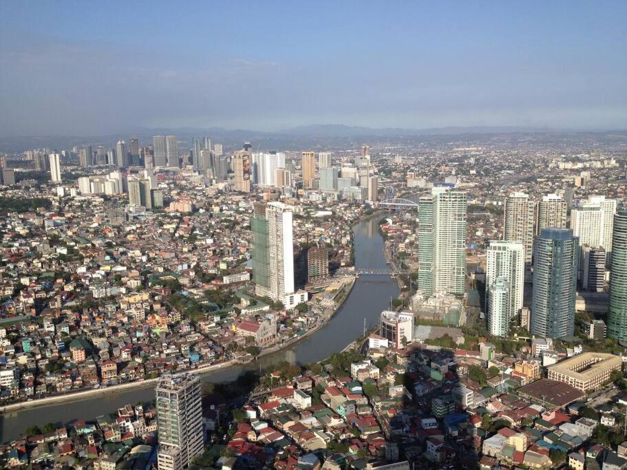 70th Floor Gramercy Penthouse! 2br 100mbps Manila