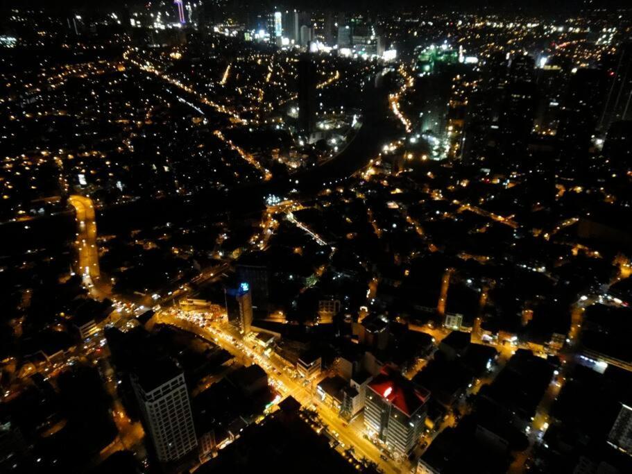 70th Floor Gramercy Penthouse! 2br 100mbps * Manila