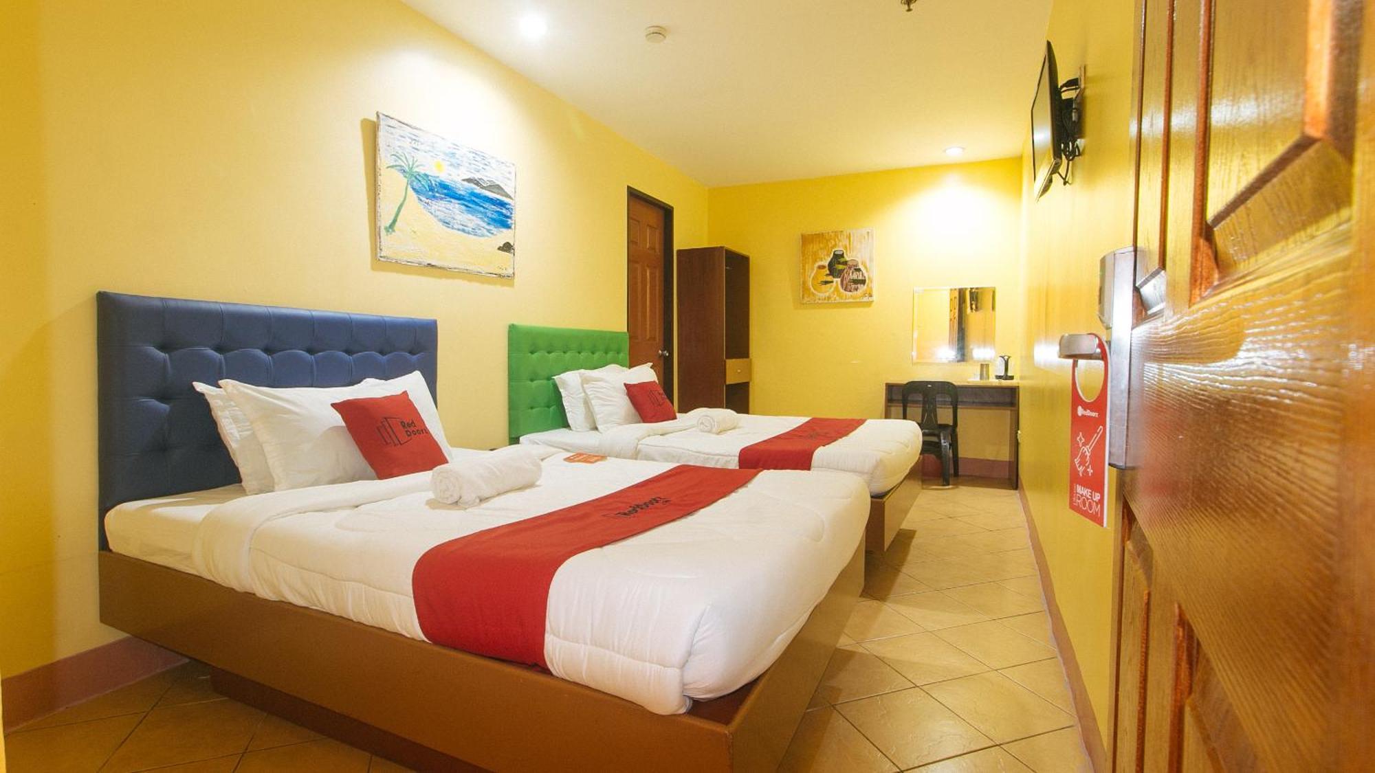 Hotel Reddoorz At Comfy Ermita Manila