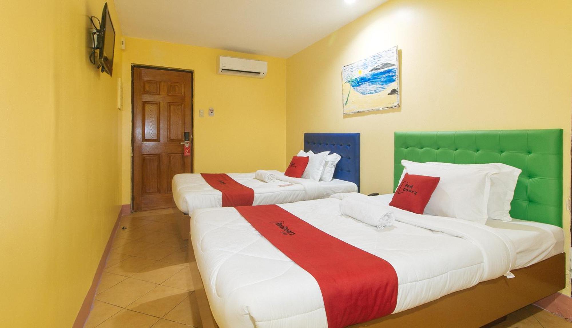 Hotel Reddoorz At Comfy Ermita Manila