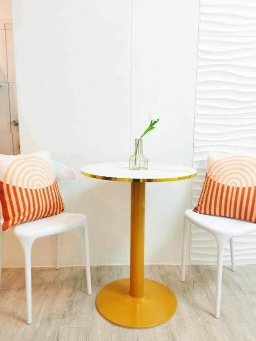 Apartment In Pinas- The Spot Alabang Manila