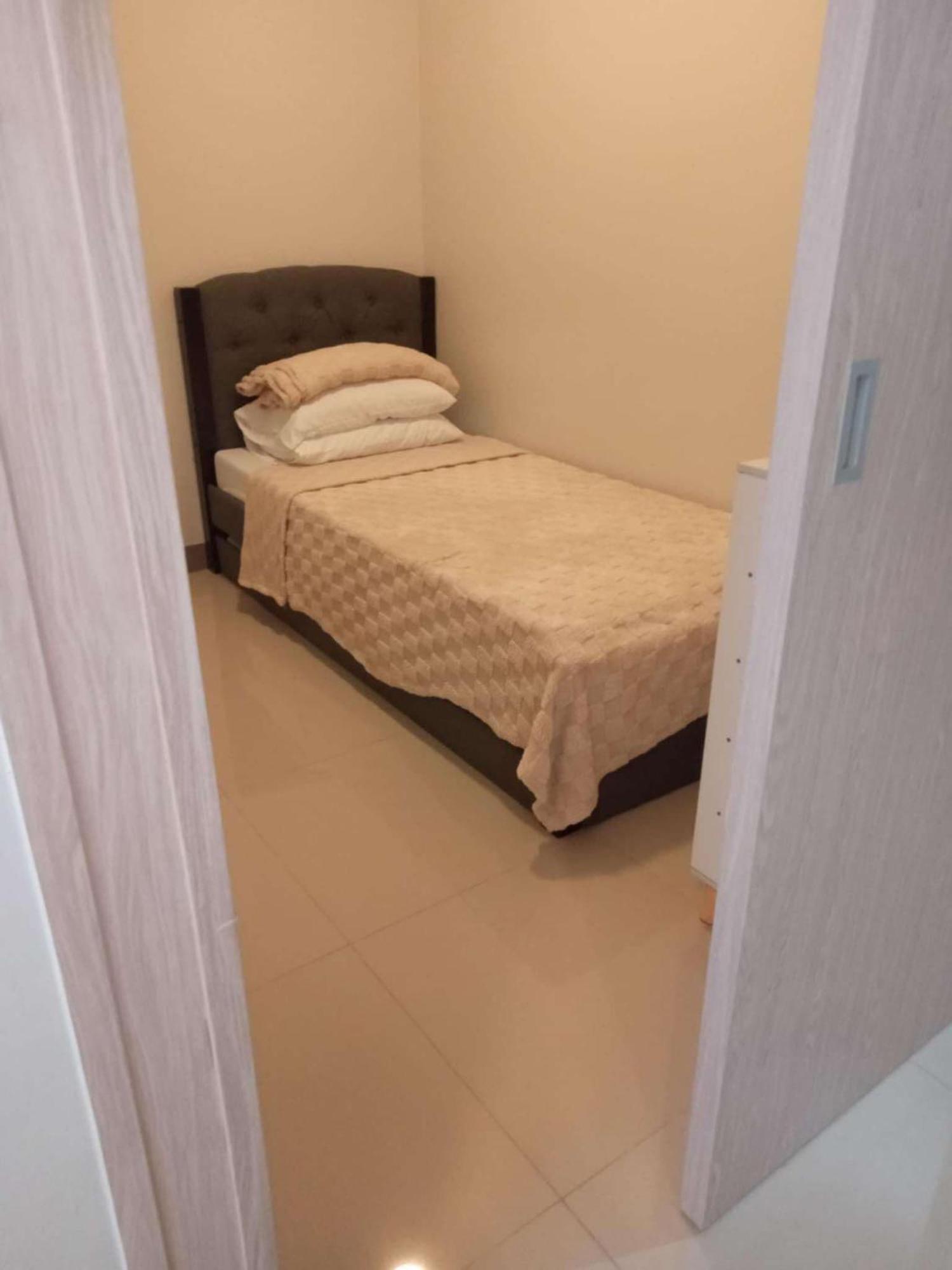 Apartment Urban Oasis 2br With Multiple Pools At Smdc Charm Residences