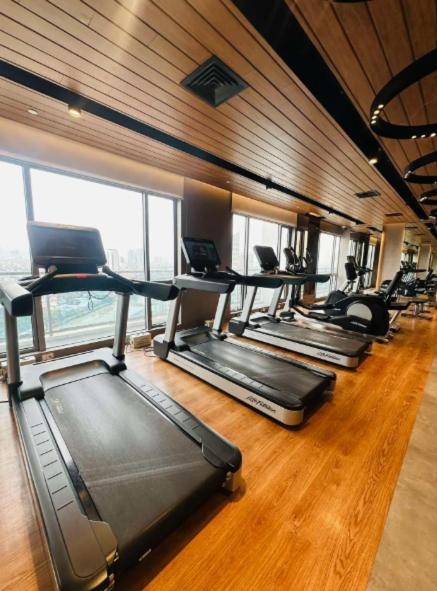 The Metro Zen At Hotel Residences Acqua * Manila