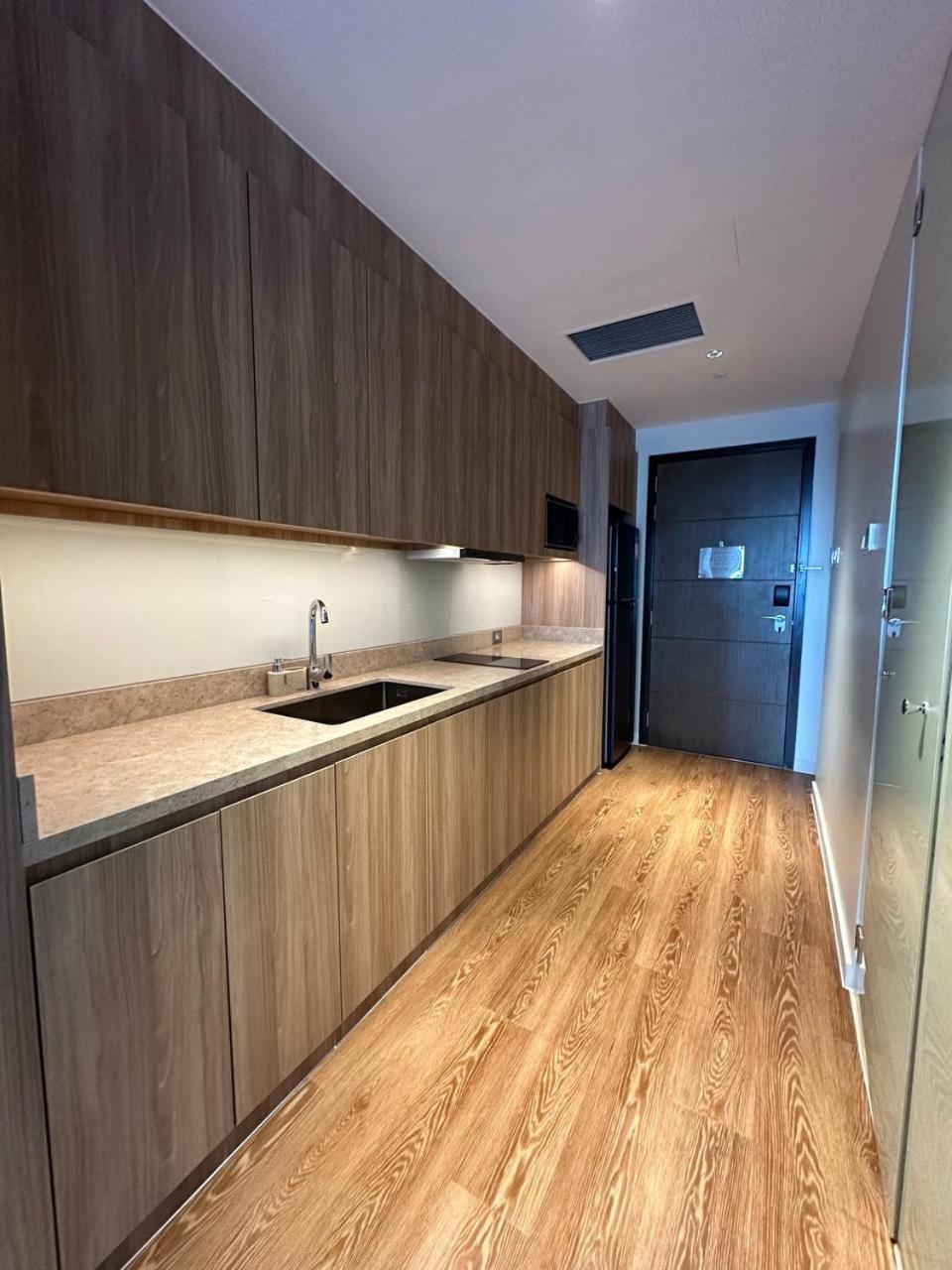 Apartment The Metro Zen At Hotel Residences Acqua