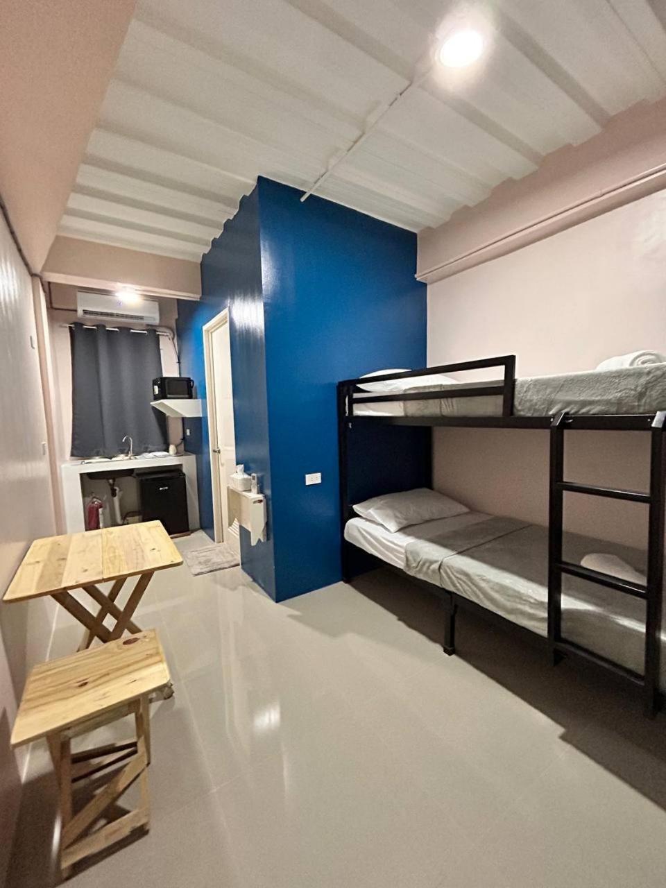 Origin - Units Near Bonifacio Global Apartment