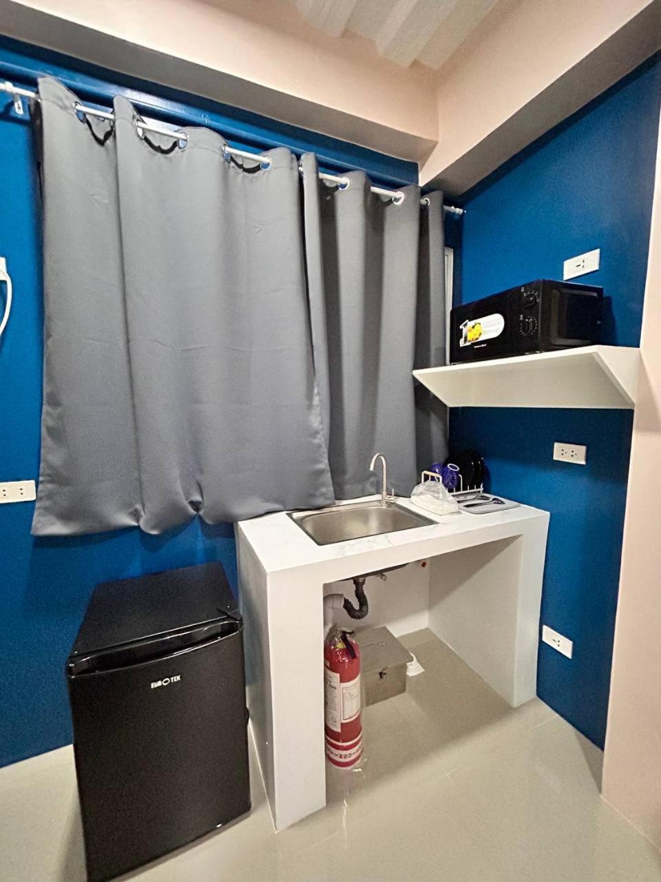 Origin - Units Near Bonifacio Global Apartment *