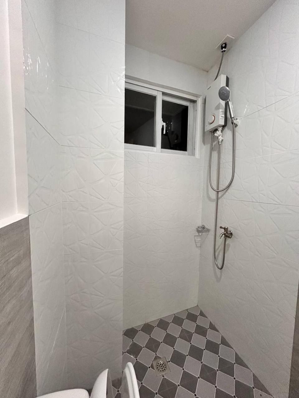 Apartment Origin - Units Near Bonifacio Global Manila