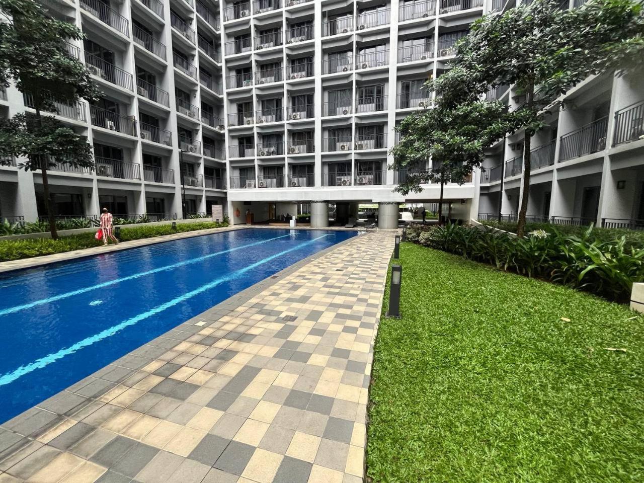 2 Beds With Balcony&wifi 4pax Shore 2 Moa Complex 735 *