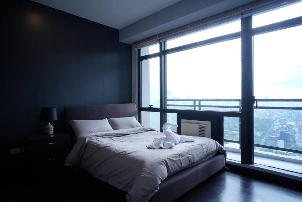 Spacious And Cozy 2 Bedroom In The Gramercy Poblacion Apartment