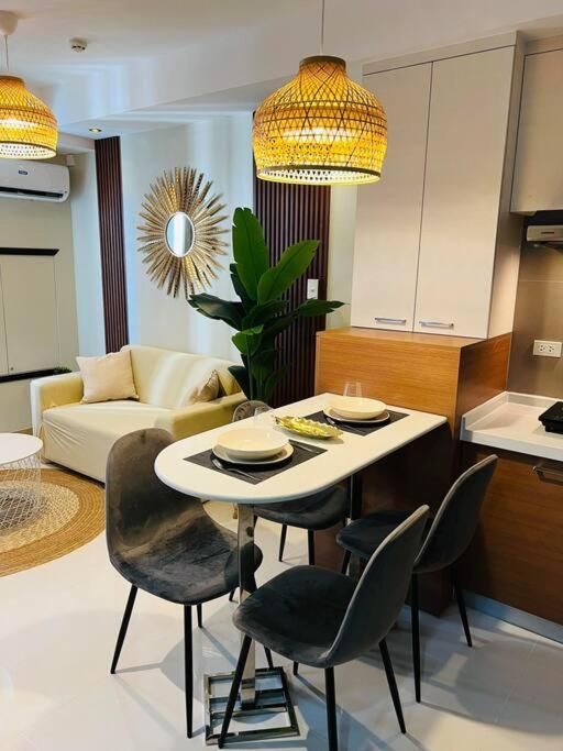 Highly Recommended La Nooq Mnl - Cozy 1br Skyline View In Mandaluyong Apartment Manila