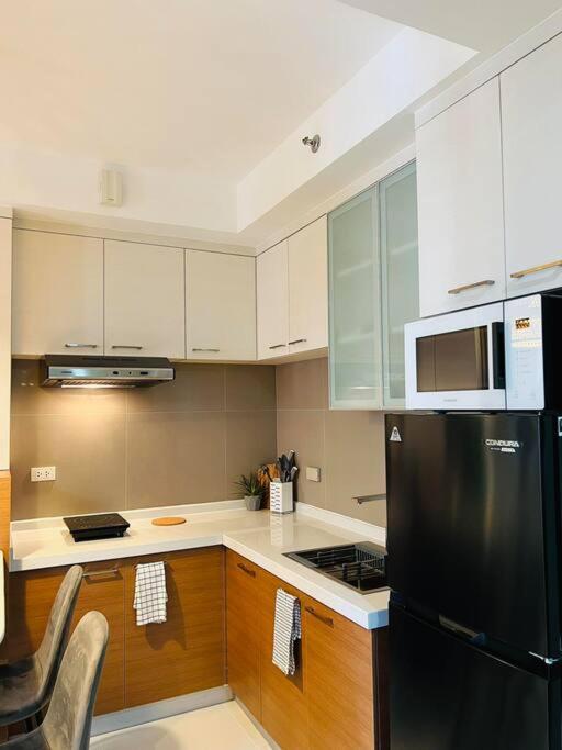 Highly Recommended La Nooq Mnl - Cozy 1br Skyline View In Mandaluyong *