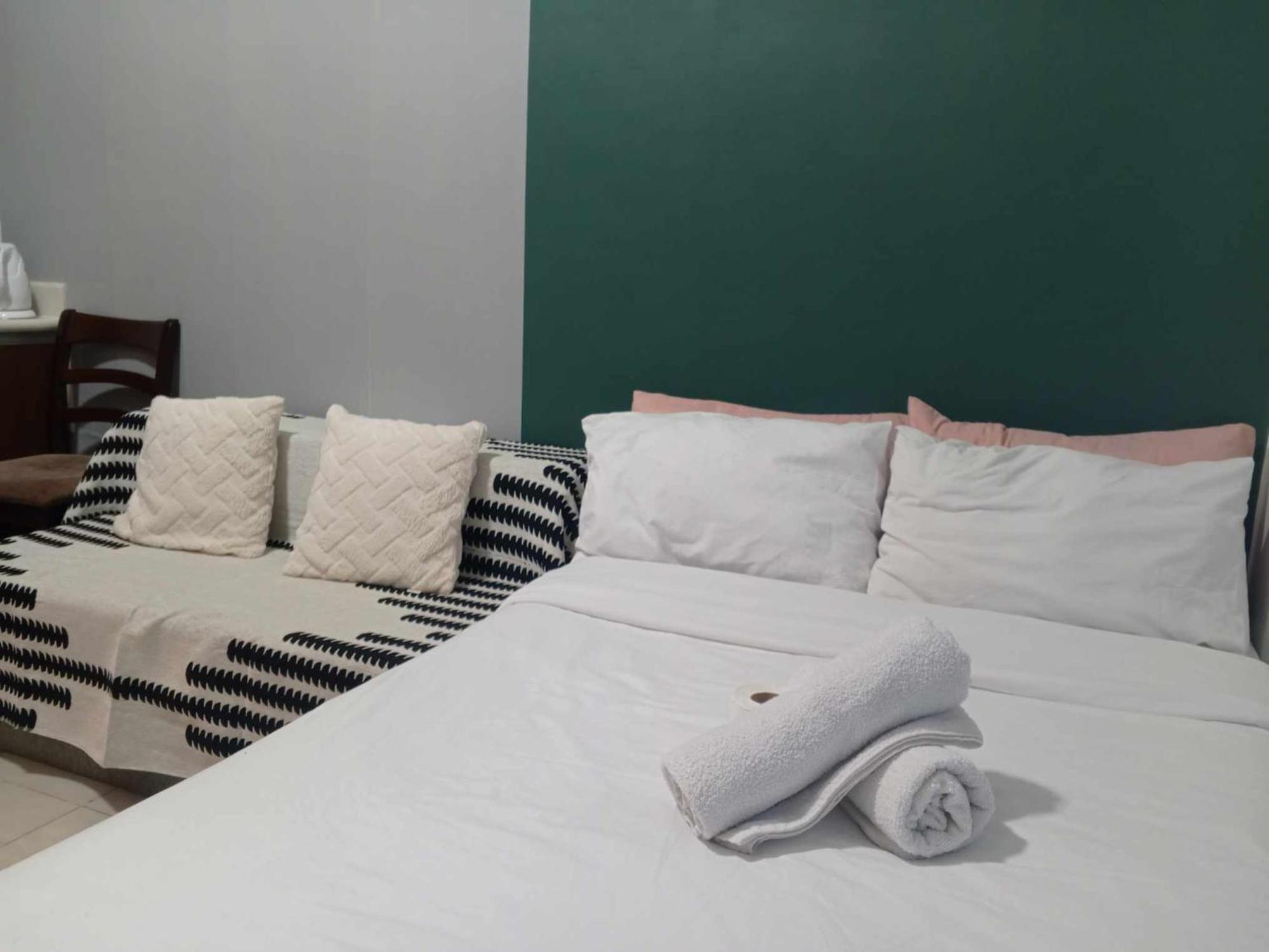 Condotel Near Us Embassy Aparthotel Manila