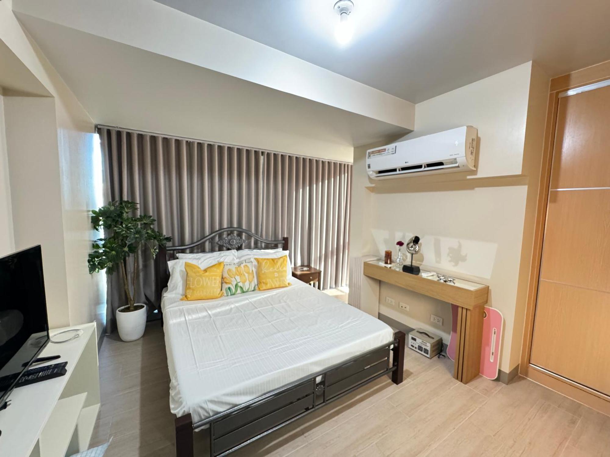 Eastwood Global Plaza Luxury 1bed With 2 Toilets And Laundry *