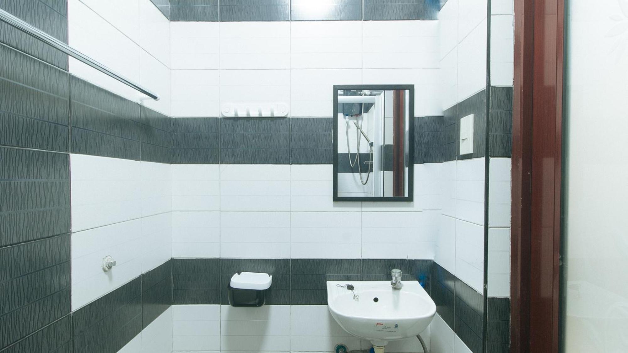 Hotel Reddoorz At Mgp Apartelle Near Espana *