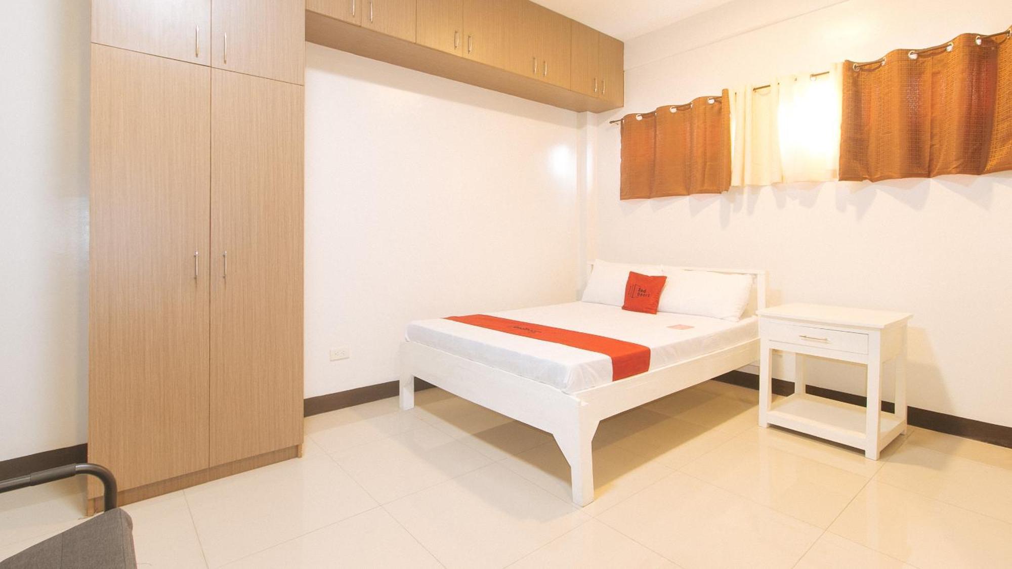 Reddoorz At Mgp Apartelle Near Espana * Manila
