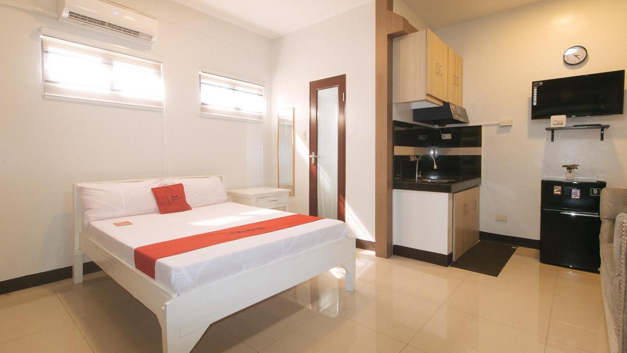 Reddoorz At Mgp Apartelle Near Espana Manila