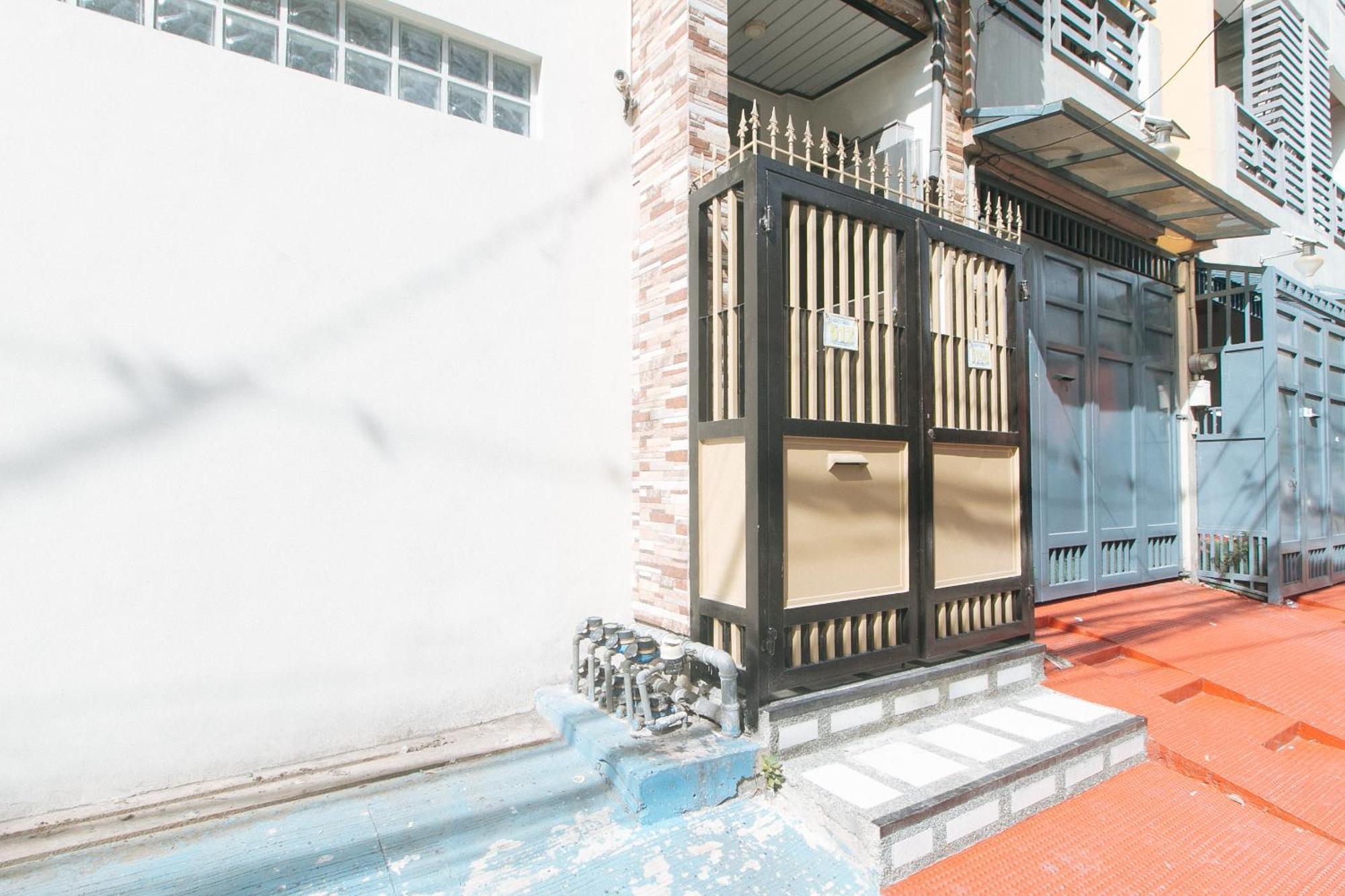 Reddoorz At Mgp Apartelle Near Espana Manila