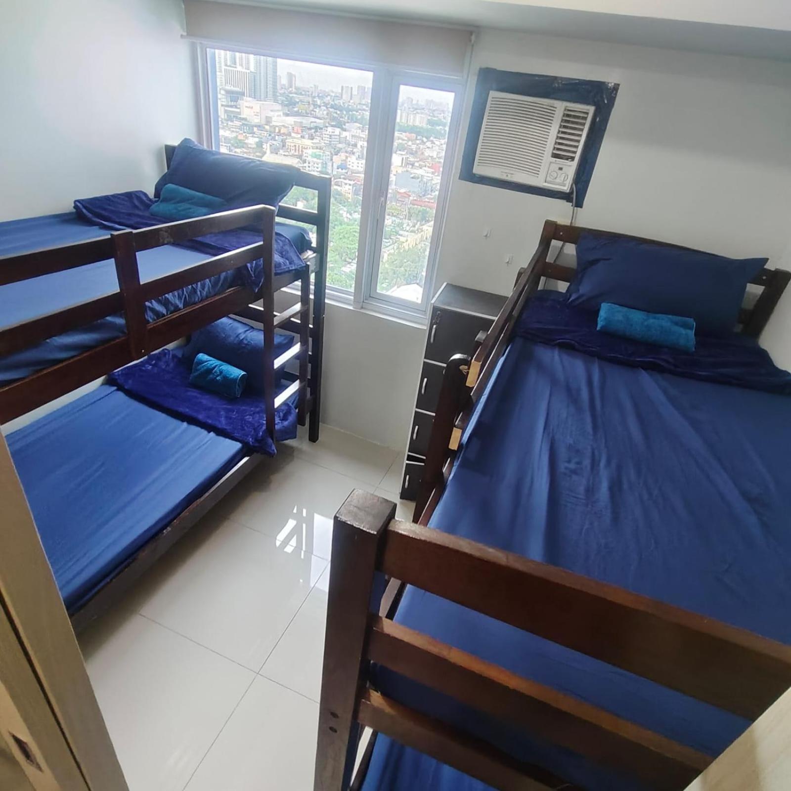 Budget Family Group For 4 Persons * Manila