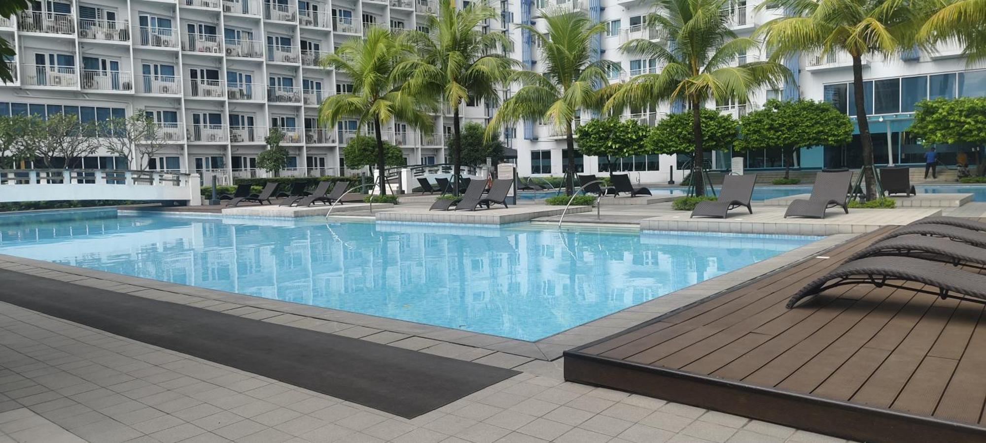 Apartment Budget Family Group For 4 Persons