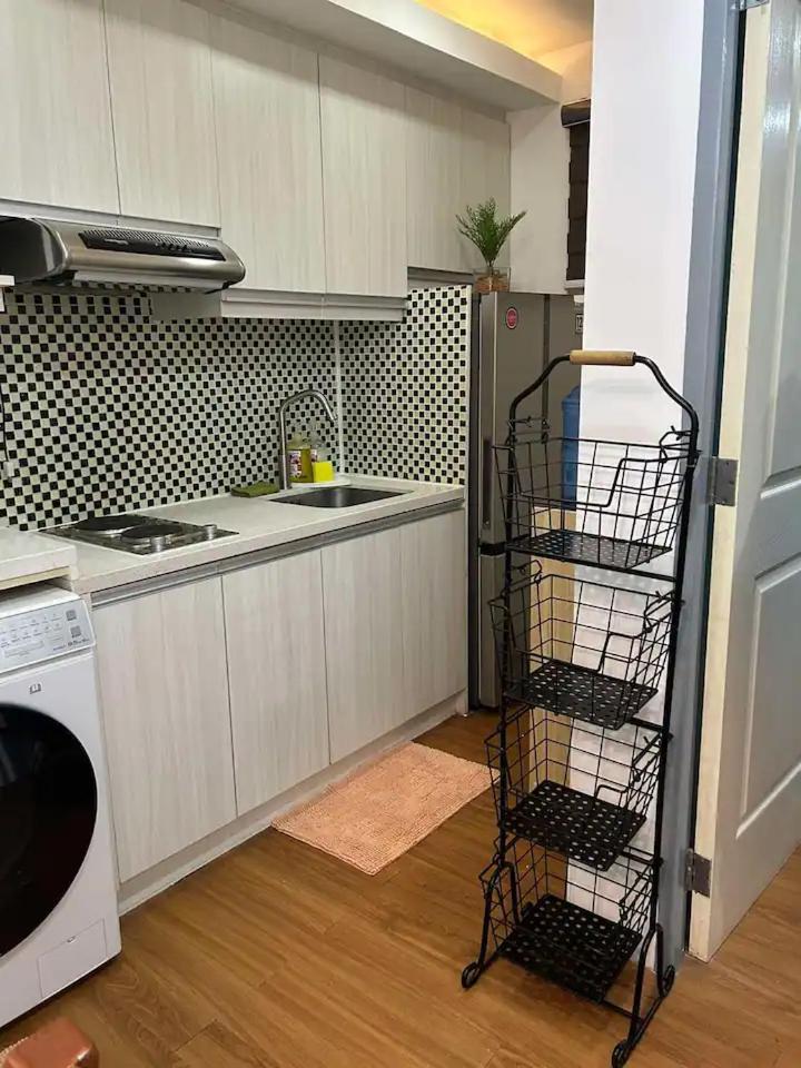 Away From But Close Like Family Apartment *