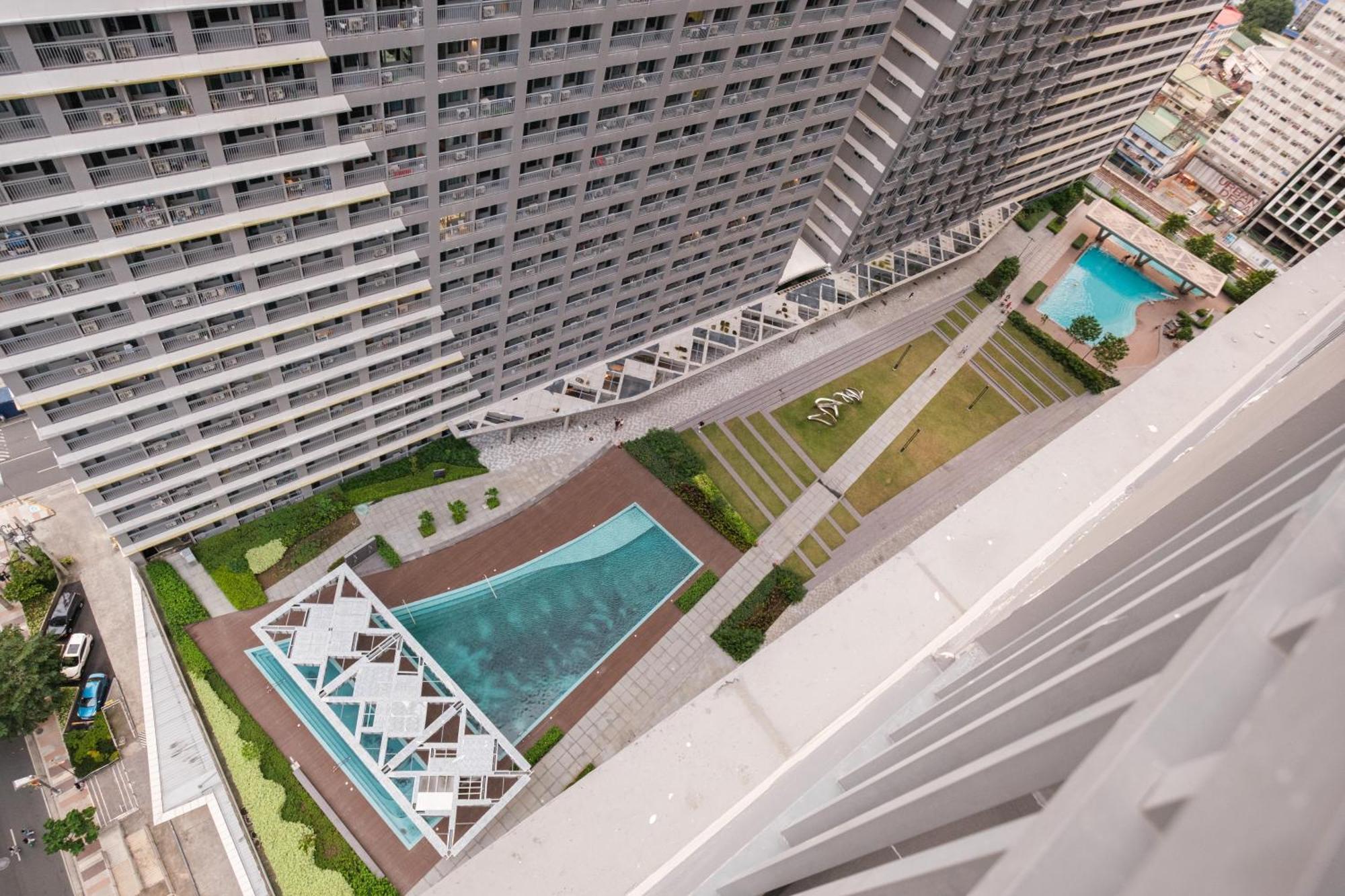 Apartment Luxe 1br With Wifi, Karaoke And Balcony Near Sm Megamall *