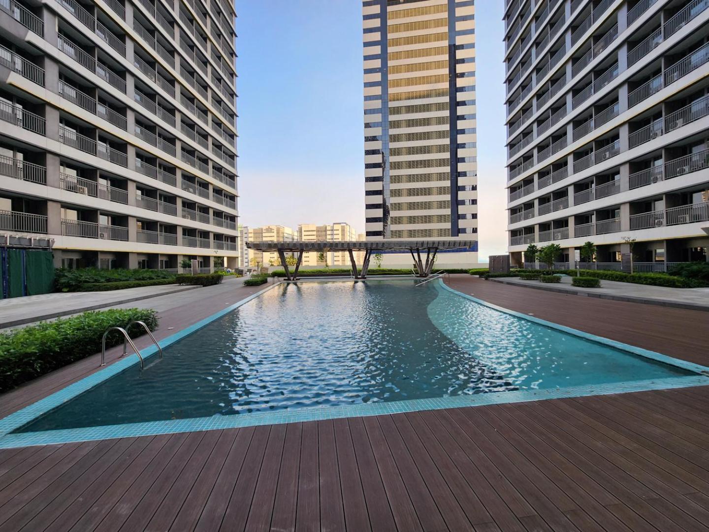 Luxe 1br With Wifi, Karaoke And Balcony Near Sm Megamall Apartment *