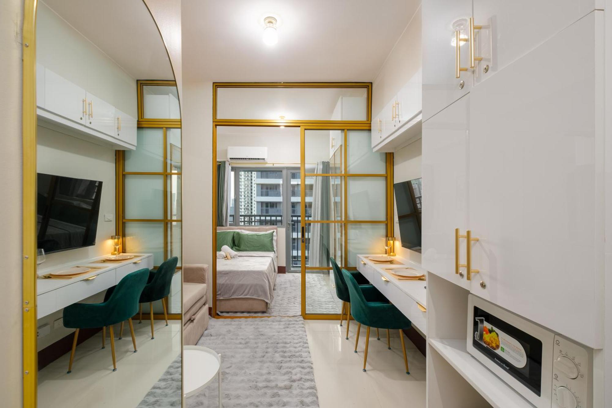 Luxe 1br With Wifi, Karaoke And Balcony Near Sm Megamall * Manila