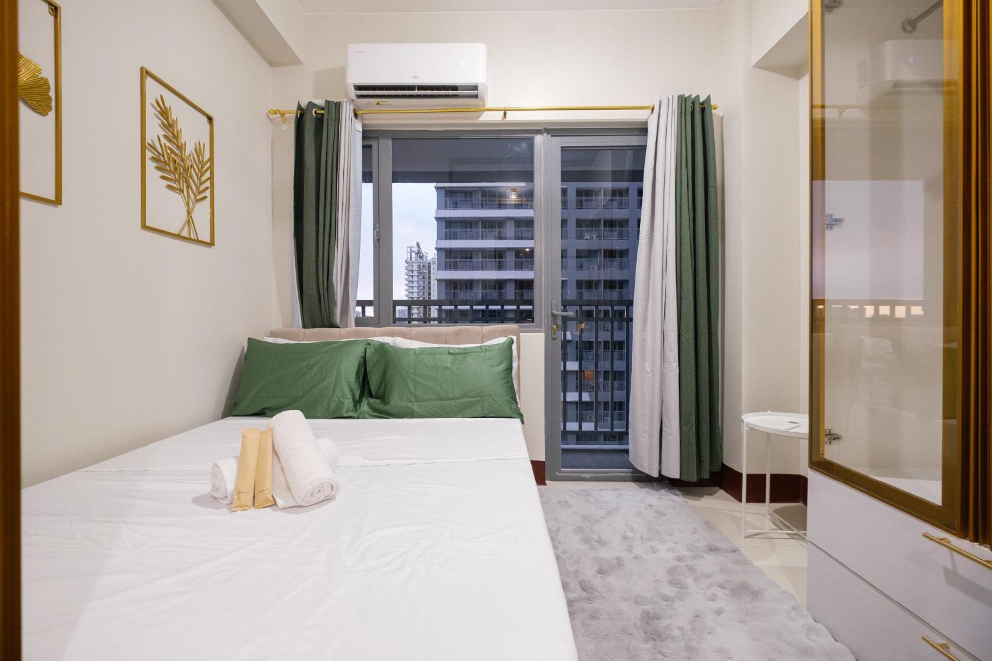 Apartment Luxe 1br With Wifi, Karaoke And Balcony Near Sm Megamall Manila