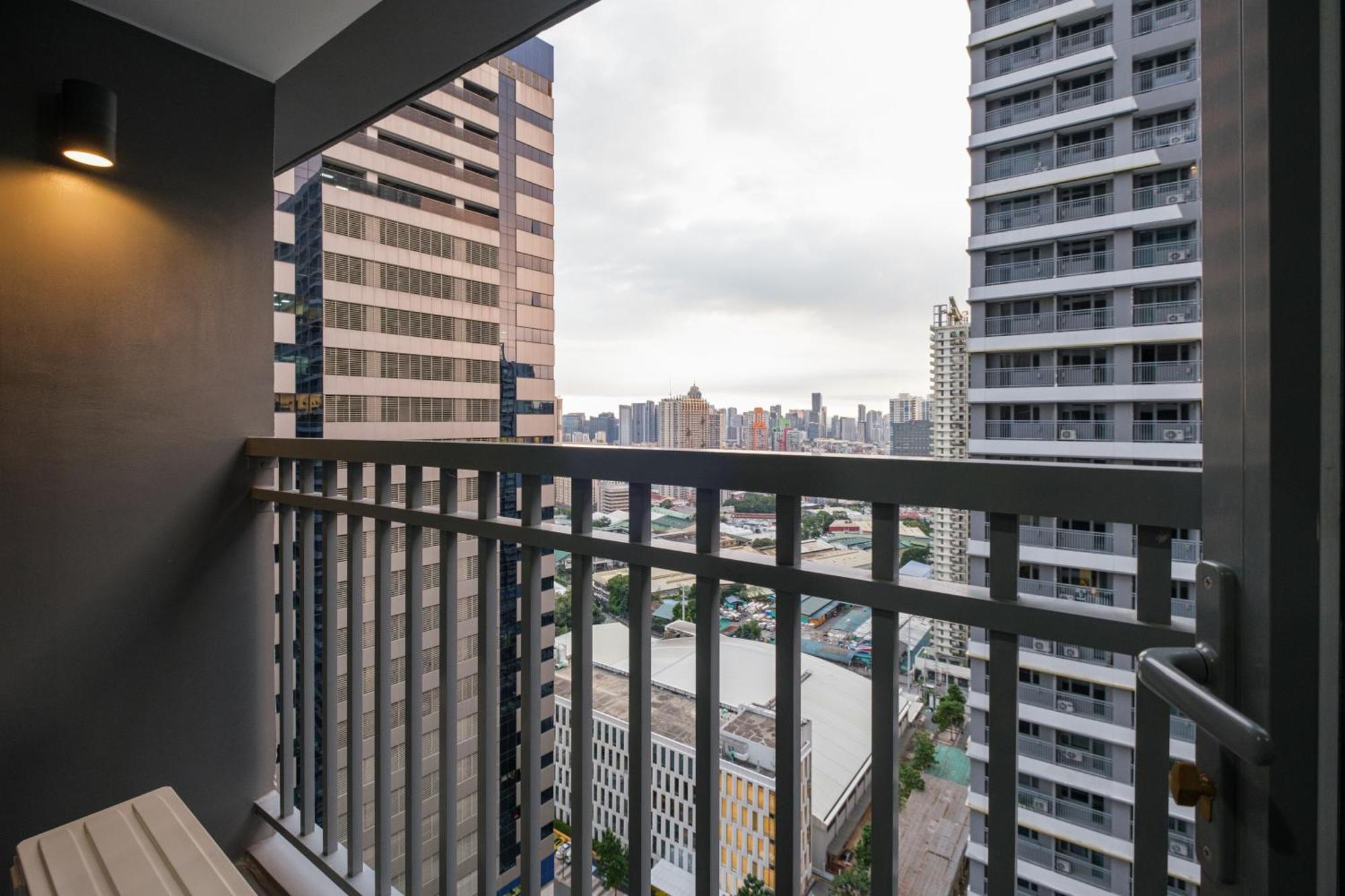 Luxe 1br With Wifi, Karaoke And Balcony Near Sm Megamall Apartment