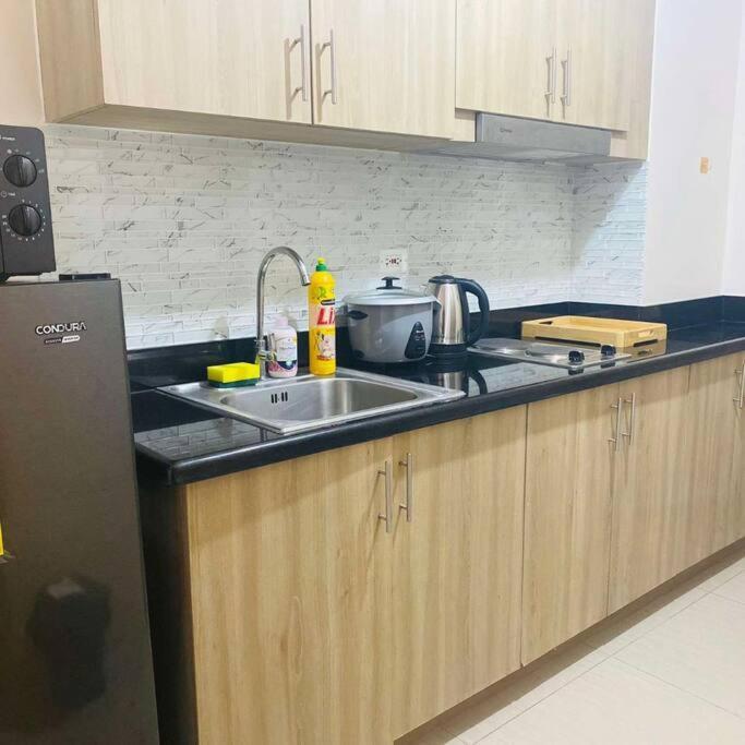 Luxe Shore2 Residences *