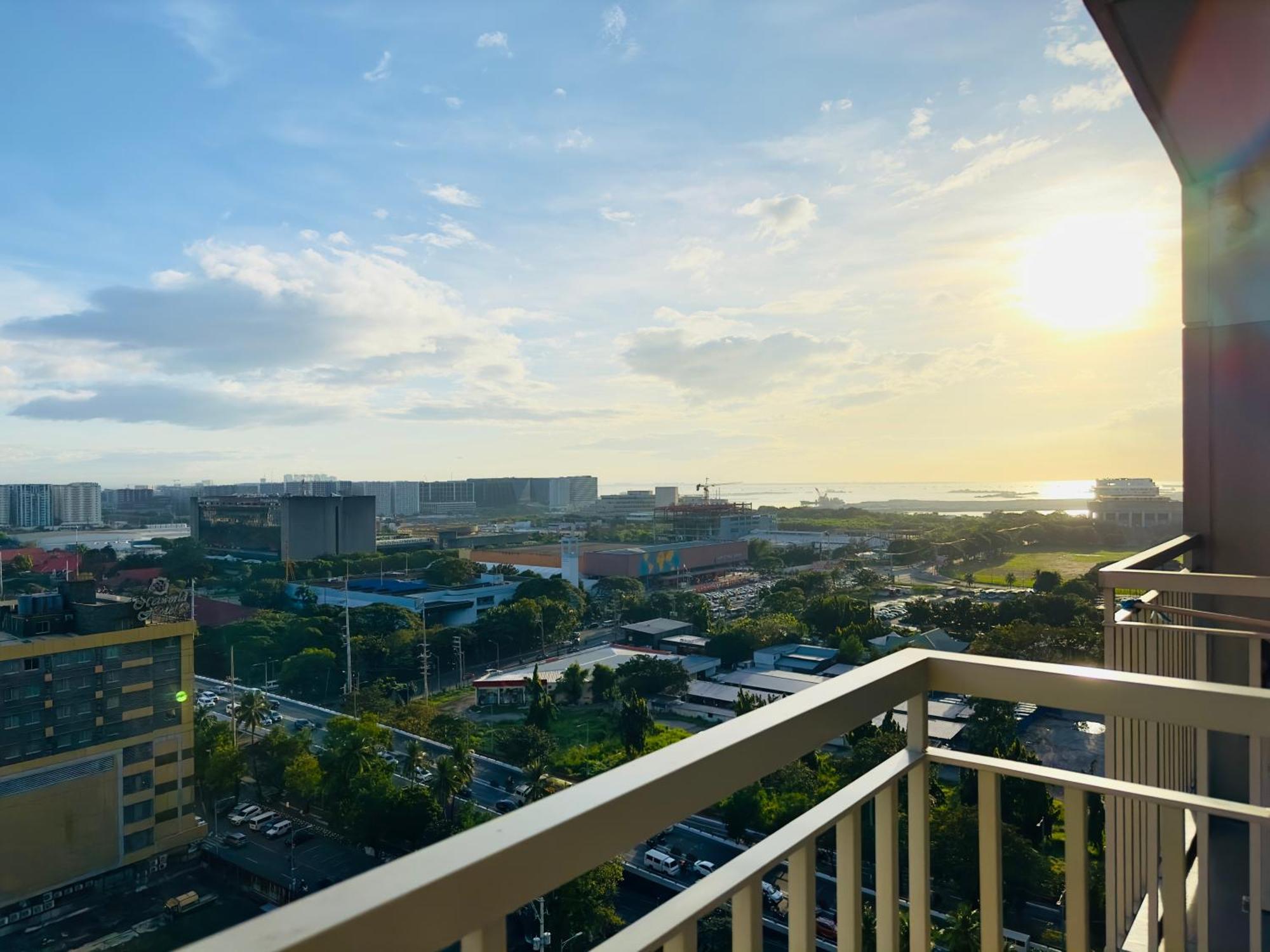 Gemstonebr In Smdc Coast Residences