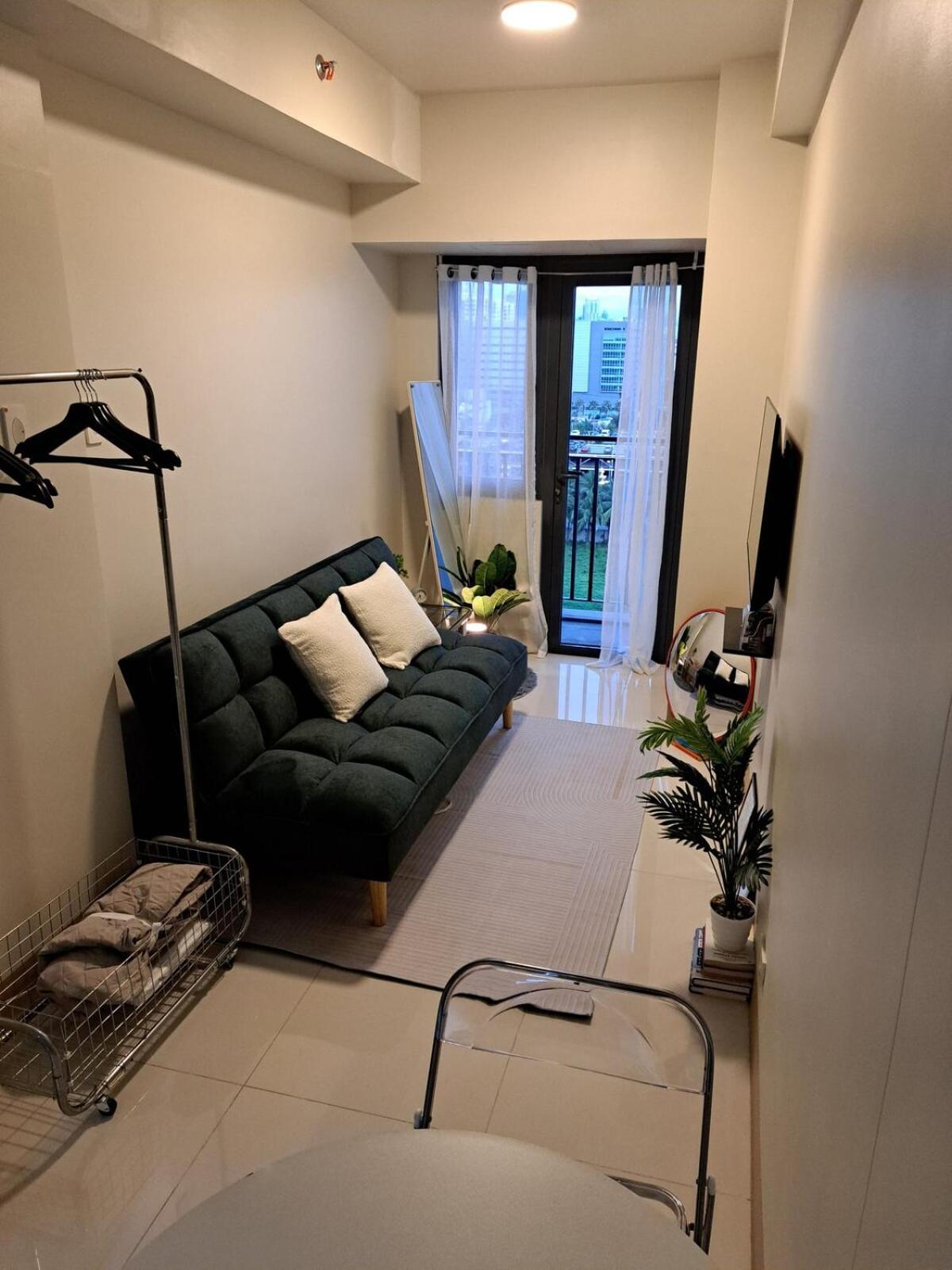 Yutori Haus At Shore 3 Tower 2 Near Mall Of Pasay * Manila
